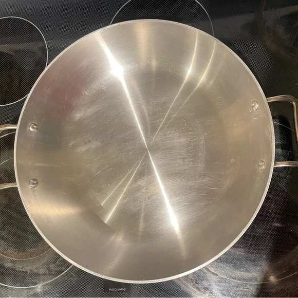 All Clad Master Chef Braiser Pan w/Lid - Picture 5 of 6